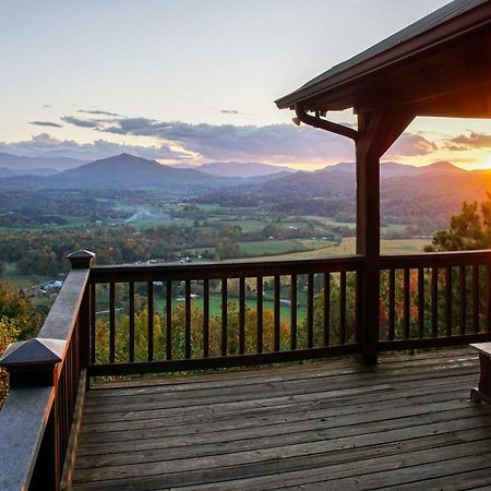 비둘기 포지 Smoky Mountain Retreat With Hot Tub, Arcade Games 빌라 외부 사진