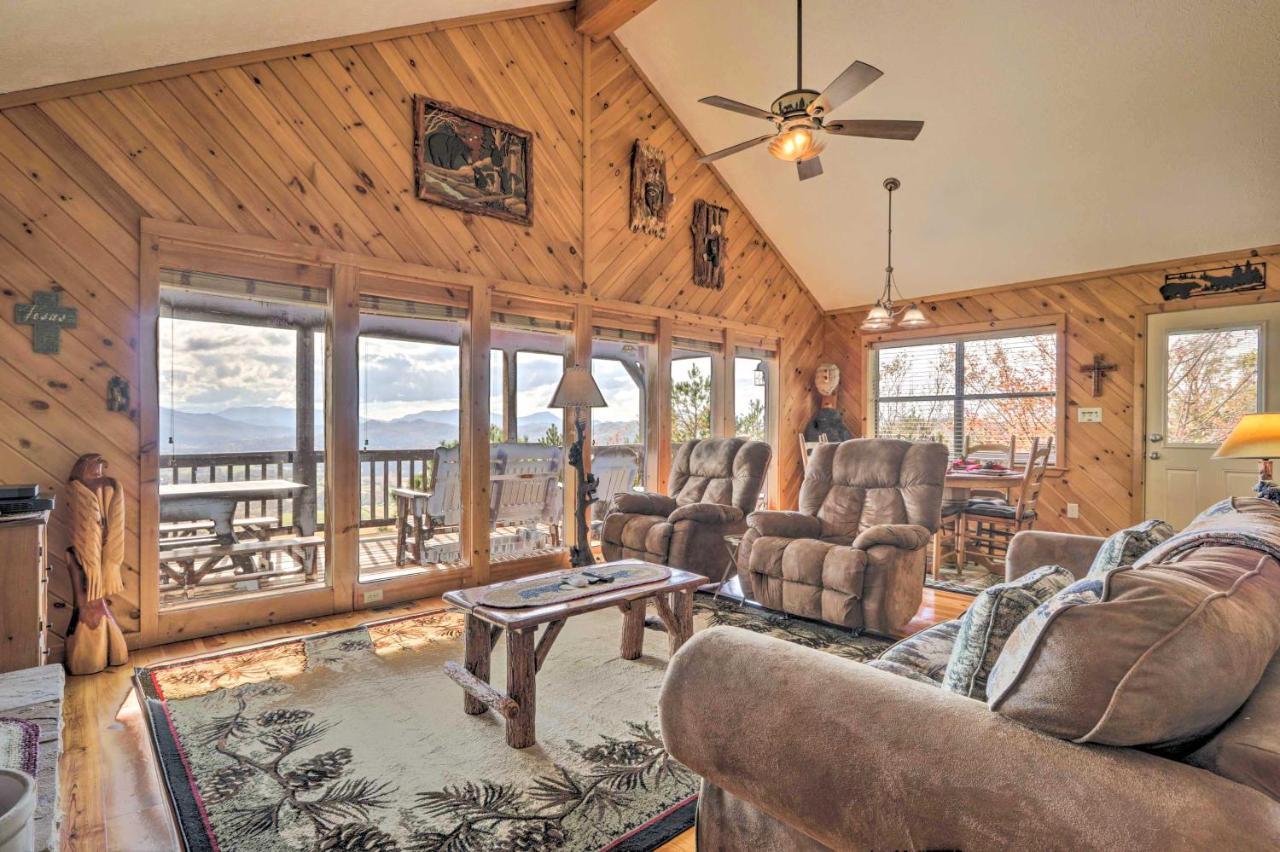 비둘기 포지 Smoky Mountain Retreat With Hot Tub, Arcade Games 빌라 외부 사진